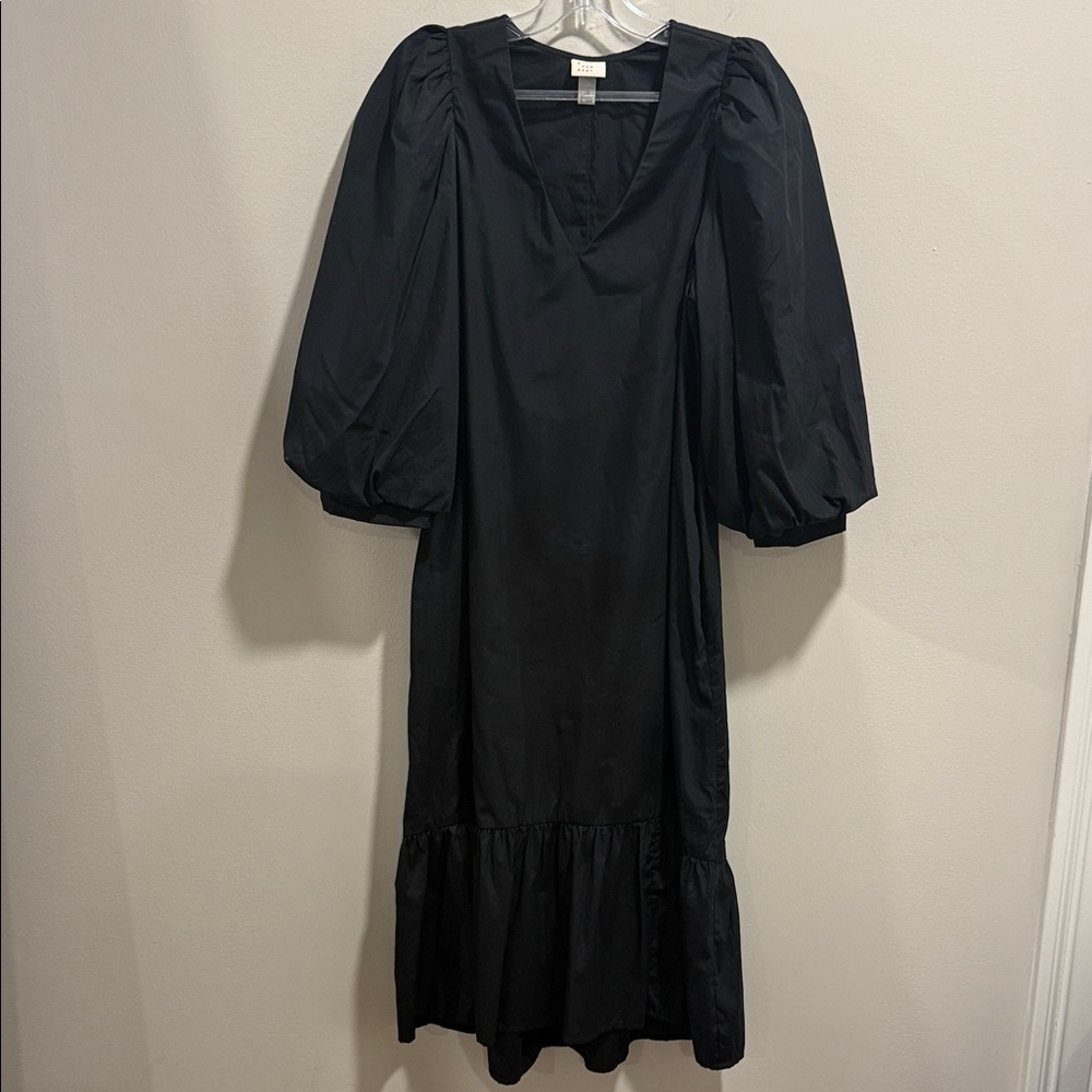 Chic Black Puff Sleeve Maxi Dress
